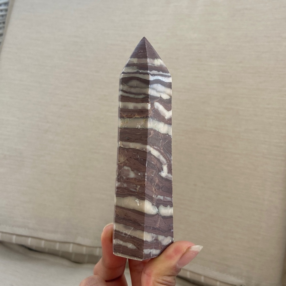 Pentagonal cylinder rock